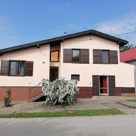 Chlaba Apartman Chl'aba Esterno foto